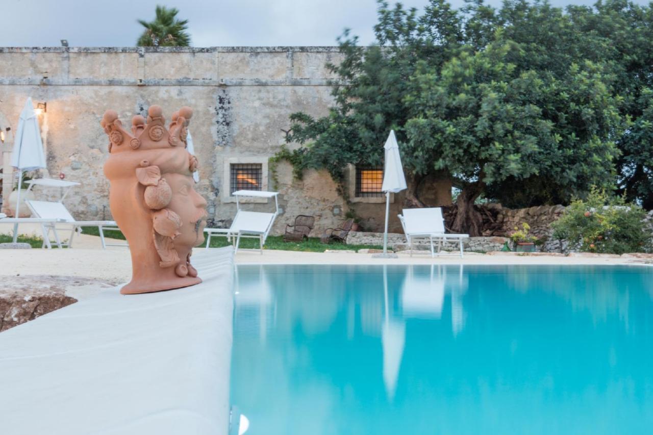 Hostal Terre Di Cavalusi Relais Donnafugata Exterior foto