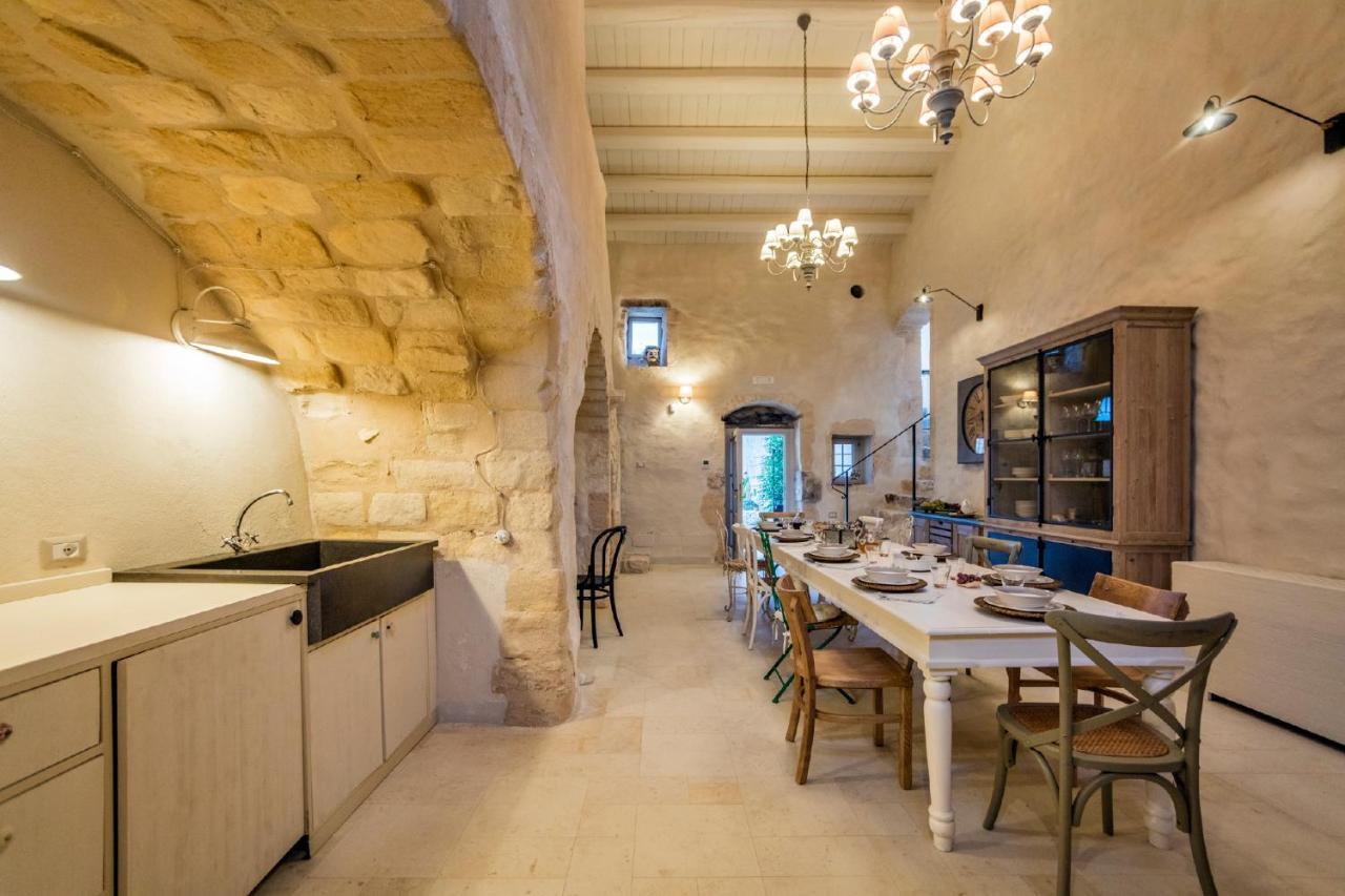 Hostal Terre Di Cavalusi Relais Donnafugata Exterior foto