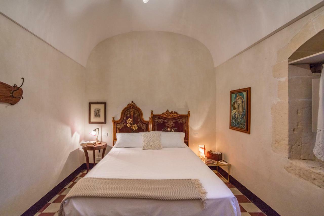 Hostal Terre Di Cavalusi Relais Donnafugata Exterior foto