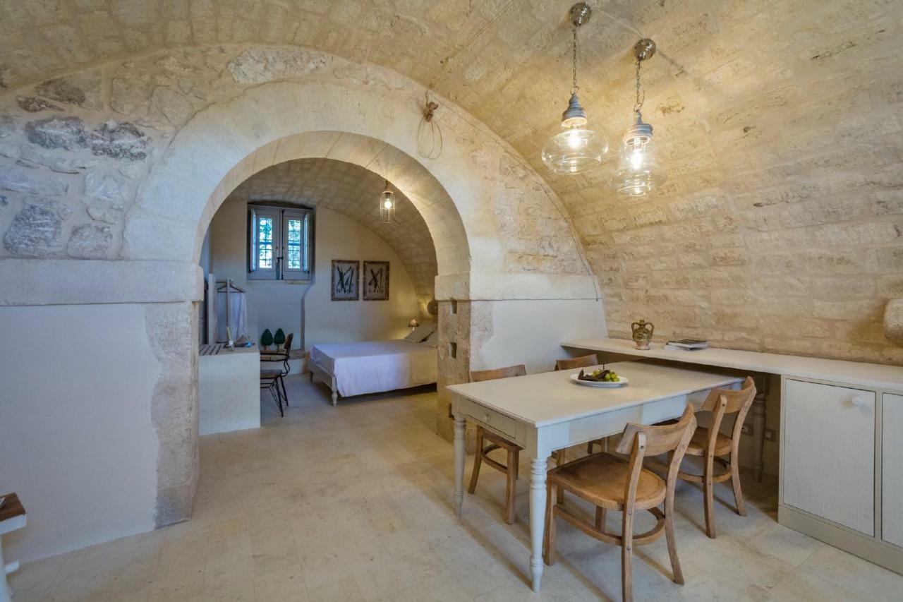 Hostal Terre Di Cavalusi Relais Donnafugata Exterior foto